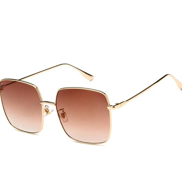 Accessories - Unisex Gold & Tan Square Sunglasses